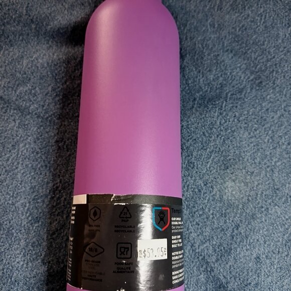 Brand new Hydro Flask Wine Bottle 740ml - Picture 4 of 5